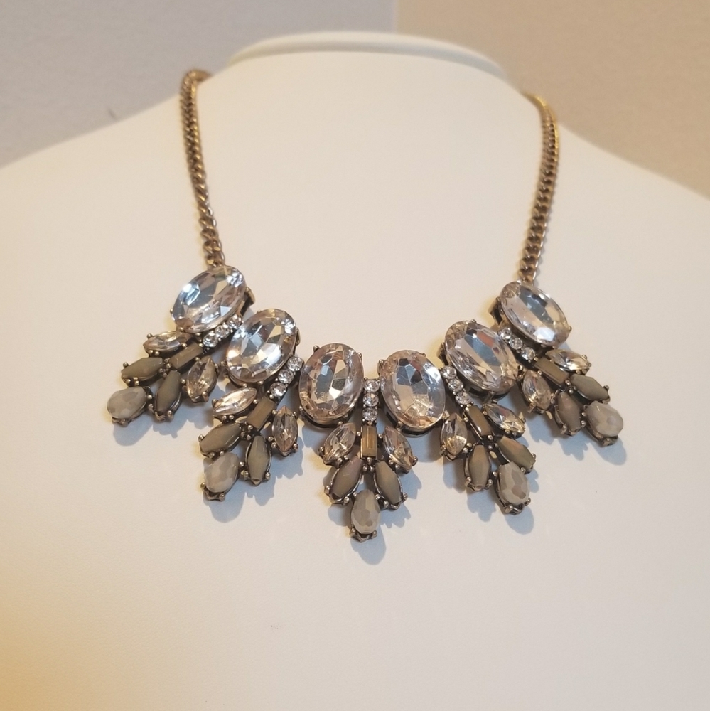 Delicate floral necklace.